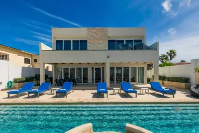 Image de Lux 2br Pool 5mins Beach | Villa Serene by Bocobay