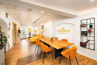Image de 120m² Loft - The Golden Castle Apartment - Near Interlaken - Located Thun
