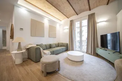 Image de Spacious 3-Bedroom Apartment in Uptown Barcelona