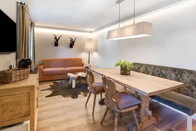 Image de Appartement 'Chalet Sonne Superior' avec vue montagne, jardin commun et Wi-Fi