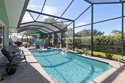 Image de A one of a kind oasis, 7 miles from beautiful Annamarie Island Img academy