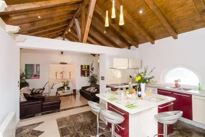 Four Bedroom Villa With Pool