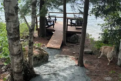 Image de Cozy Lakefront Cabin 20km North of Kenora Ontario