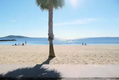 Image de Agréable maison de vacances avec piscine à Meze