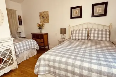 Image de The Garden Cottage at Second Street Cottages