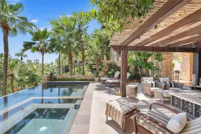 Image de Stunning Veranda with Private Pool at Hacienda