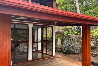 Image de 3br Private Estate Villa – 10-Acre Pear Orchard with Stunning Mountain Views