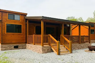Image de Buck Hill Campground Tiny Home Cabin #1