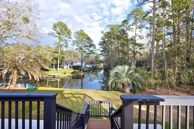 Modern Waterfront | Private Ensuite Baths & Decks