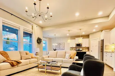 Image de Adventure Trails, Wine, & Comforts of Home