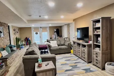 Image de Tranquil 2-bedroom apartment in charming Bountiful perfect for relaxing