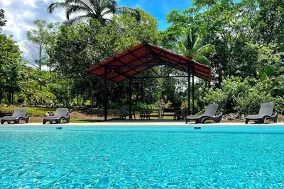 Image de Jungle Casita w/Glass Ceiling Stone Shower, A/C, Pool, Hiking, Mountain Views