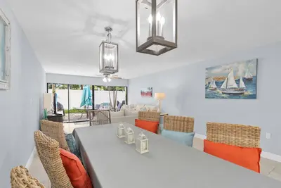 Image de Townhome at gated community with Pool, Beach, and Clubhouse!