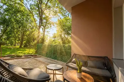 Image de Urban Jungle Mezzanine Apartment