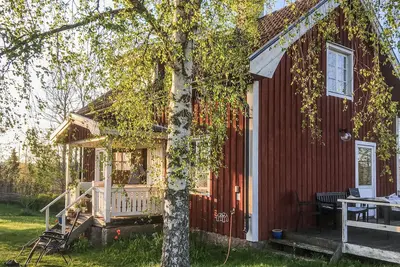 Image de Maison de 3 chambres acceptant les animaux domestiques à Mariannelund
