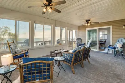 Image de Gwynn's Island Gem | Private Beach & Bay Views