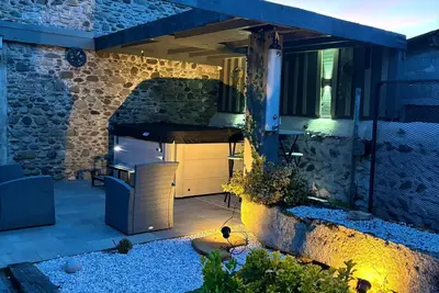 Image de Charme/Détente : Grange béarnaise rénovée avec Spa