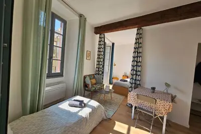 Studio Frida Center lake