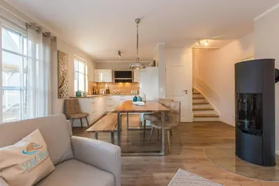 Image de Bertis Beach House - Comfortable vacation home with terrace, sauna and garden