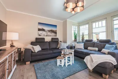 Image de Vacation home Inselliebe in Zingst with sauna, garden and modern furnishings