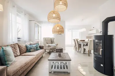 Image de Vacation home Meerweh in Prerow: Spacious furnishings and private sauna