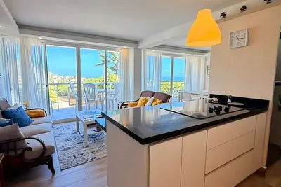 Image de Luxury Apartment with Sea View and Terrace, 3 bedrooms