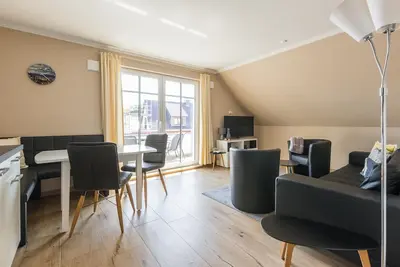 Image de Comfortable apartment in Haus Muschelsucher with modern furnishings in Zingst