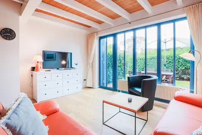 Image de Modern apartment in Zingst: comfort for families and active vacationers