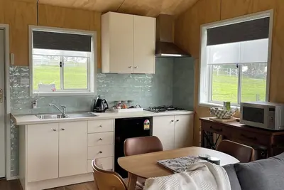 Image de Farmstay cottage on picturesque farmland. 15 minutes from Goulburn