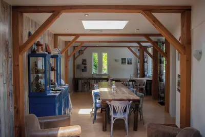 Image de At the edge of nature, tranquility and conviviality
