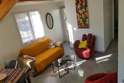 Image de Maison de vacances 'Aux Portes De La Forêt' avec vue montagne, Wi-Fi et climatisation