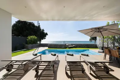 Image de Premium villa on the seafront in Madalena|BayShore