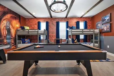 Image de Game Room/Spa/Themed Bedrooms/Storey Lake 22088