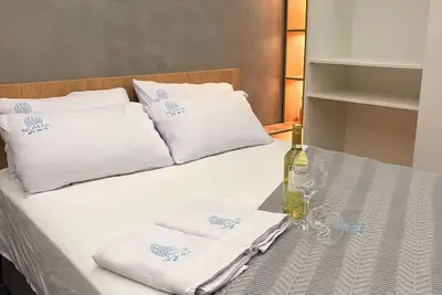 Image de Deluxe beachfront apartment on Carneiros beach, complete resort for up to 4 people.