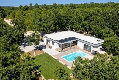 Luxury Four Bedroom Villa