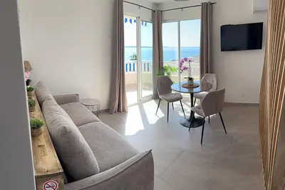 Image de Beau Studio 4 Couchages Vue Mer Cannes