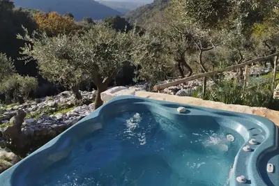 Image de Villa Luisana avec piscine privée et terrasse offrant une vue panoramique