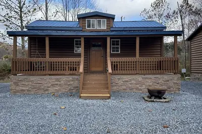 Image de Buck Hill Campground Tiny Home Cabin #4