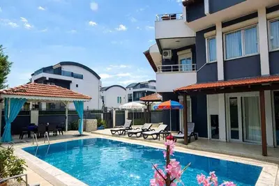 Image de Luxury Private Pool Villa–5 min to Land of Legends