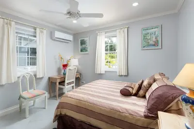 Image de Serene 1-Bedroom Villa In Soothing Speighstown