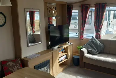 Image de Spacious 8 berth caravan at Ty Mawr Holiday Park, North Wales ref 86020d