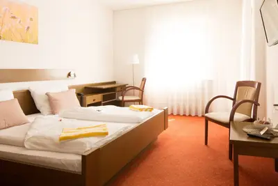 Image de Chambre « Zimmer 21 » avec piscine commune, terrasse partagée et Wi-Fi