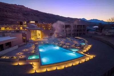 Image de Moab | Desert Retreat | Pool + Hot Tub