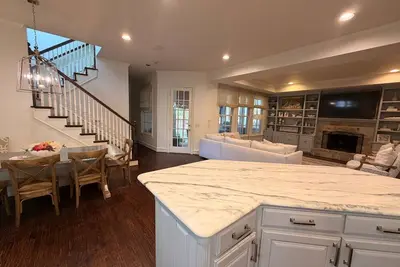 Image de World Cup/Luxury Park Cities 5br/5 min to Highland Park Village/20min to stadium