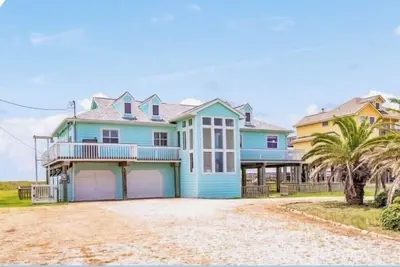 Image de Beachfront Escape – Beach Views from Wraparound Porch•Private Walkover W Seating