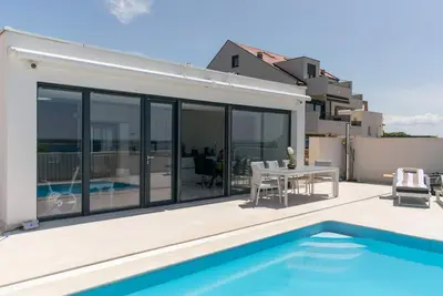 Image de Amazing home in Mandre