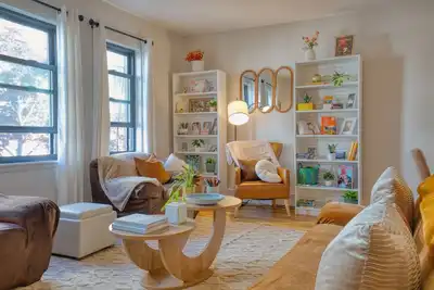 Image de 3br Brooklyn Flatbush | King Bed, 2 Queens | 5 Min to Kings Theatre