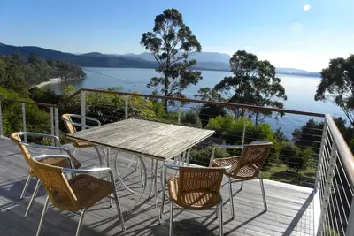 Image de Exquisite Waterfront Oasis Near Bruny & Hobart
