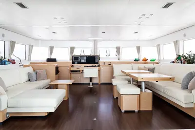 Image de Sun-Kissed Sailing Adventure in Islas Sarónicas