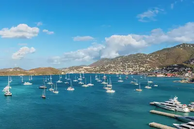 Image de Sun-Kissed Sailing: A Caribbean Beach Experience from Islas Vírgenes de Estados Unidos, Santo Tomás